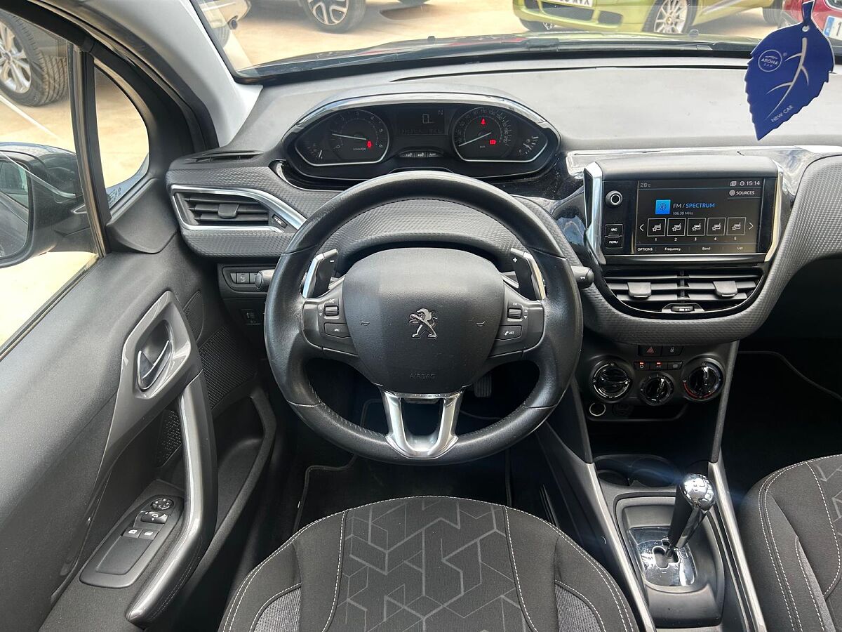 PEUGEOT 2008 ACTIVE 1.6 E-HDI AUTO SPANISH LHD IN SPAIN 74000 MILES SUPERB 2017